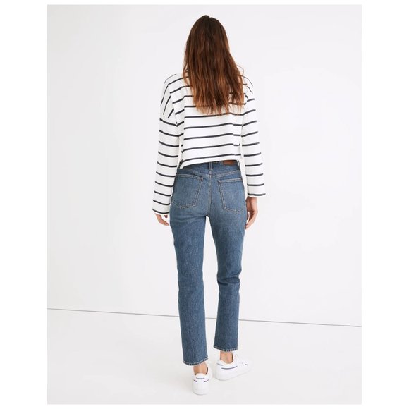 Madewell Classic Straight Jeans in Corson Wash 25 - Picture 3 of 7